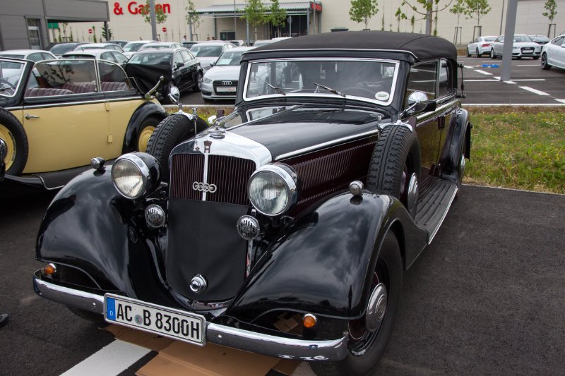 Horch Treffen Hanau 29.05.2015_014.jpg